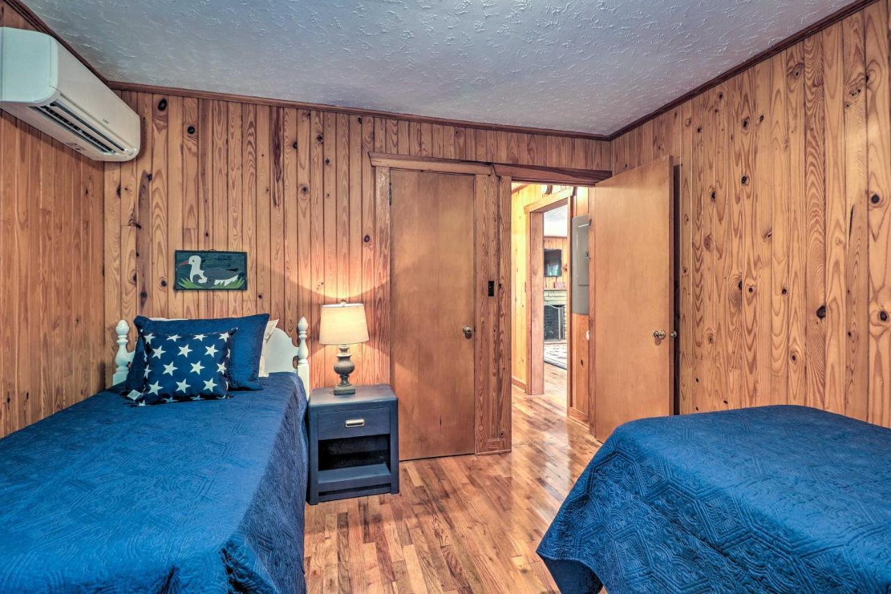 Waterfront Lake Martin Home With Grill And Beach! Eclectic ภายนอก รูปภาพ